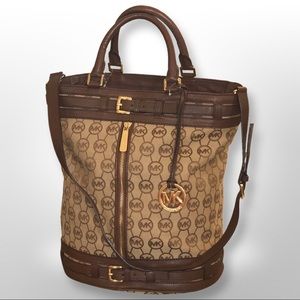 NWT Michael Kors KINGSBURY Medium Tote Bag Monogram Jacquard Brown